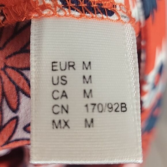 Women's Ruffle Trim High Split Printed Skirt- Size Medium - Picture 6 of 8